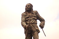 Statue of Dedan Kimathi Nairobi, Kenya.jpg
